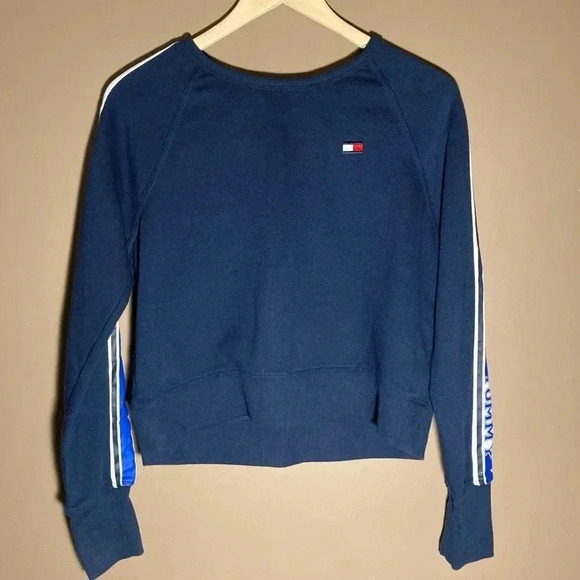 Tommy Hilfiger cropped navy  sweater - Picture 1 of 2